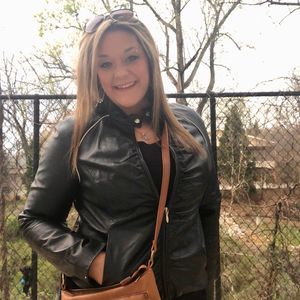 Meet your Posher, Maegan